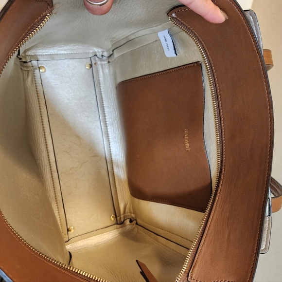 Nine West  Chelsea Tan Spacious Tote Bag - Picture 12 of 16